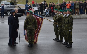 Dekorovánání praporu KVV Ostrava